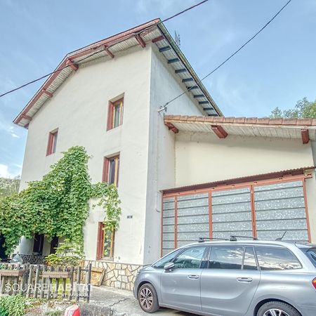 Laura Happy Guest House Tenay Экстерьер фото